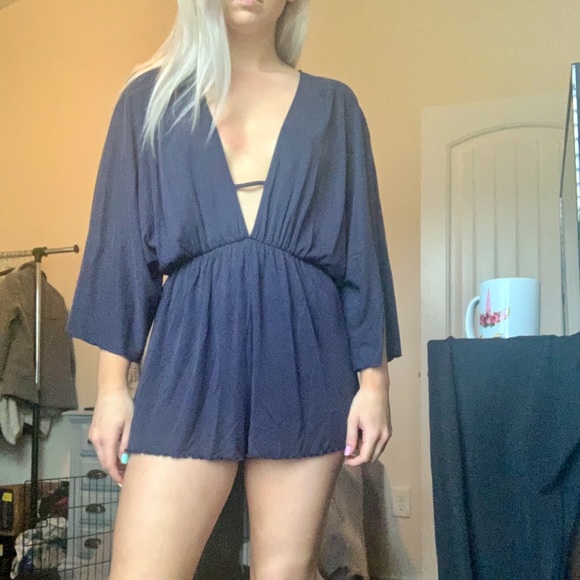 Sadie & Sage navy romper - Picture 9 of 11
